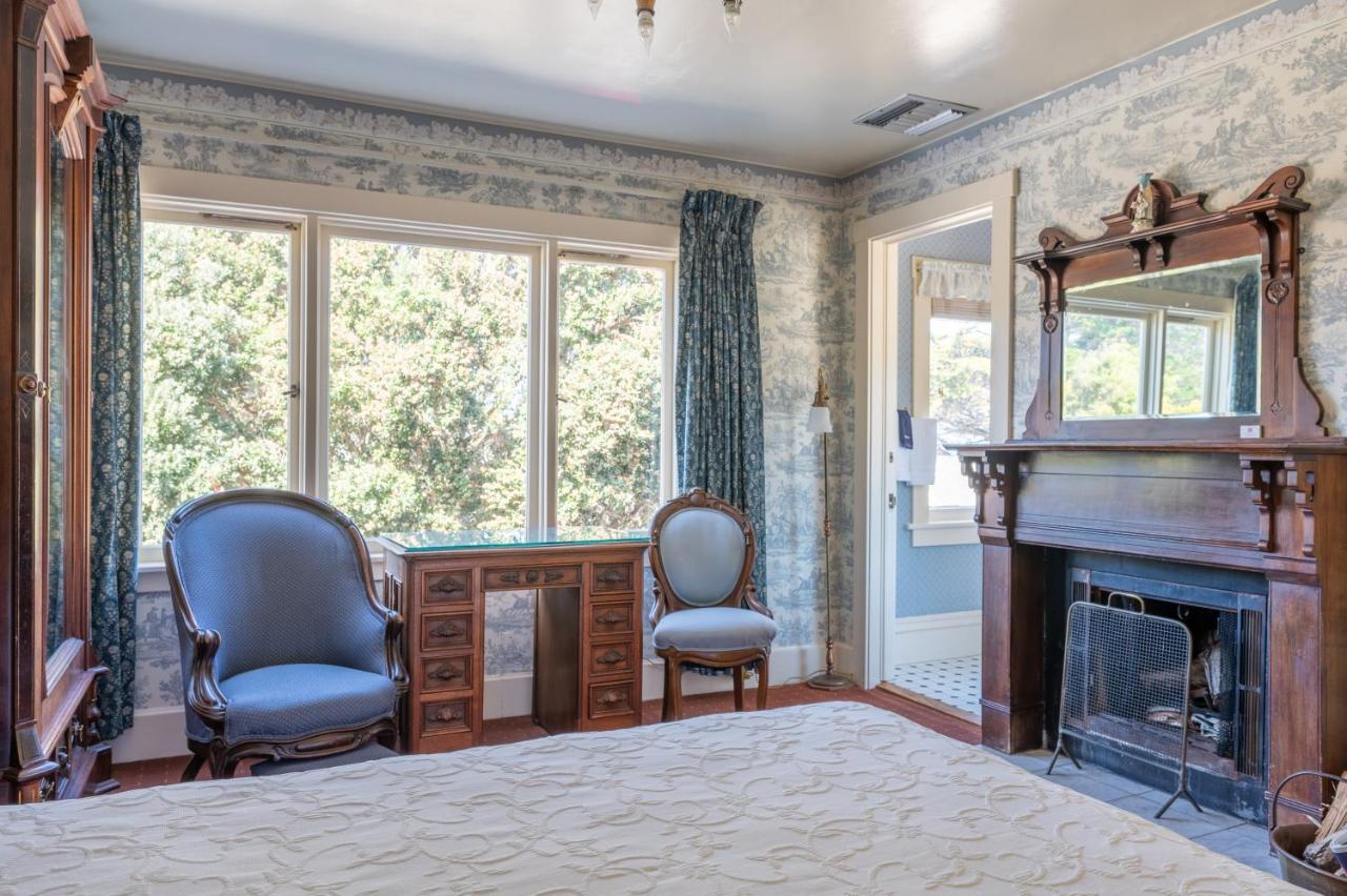 Martine Inn Pacific Grove Bagian luar foto