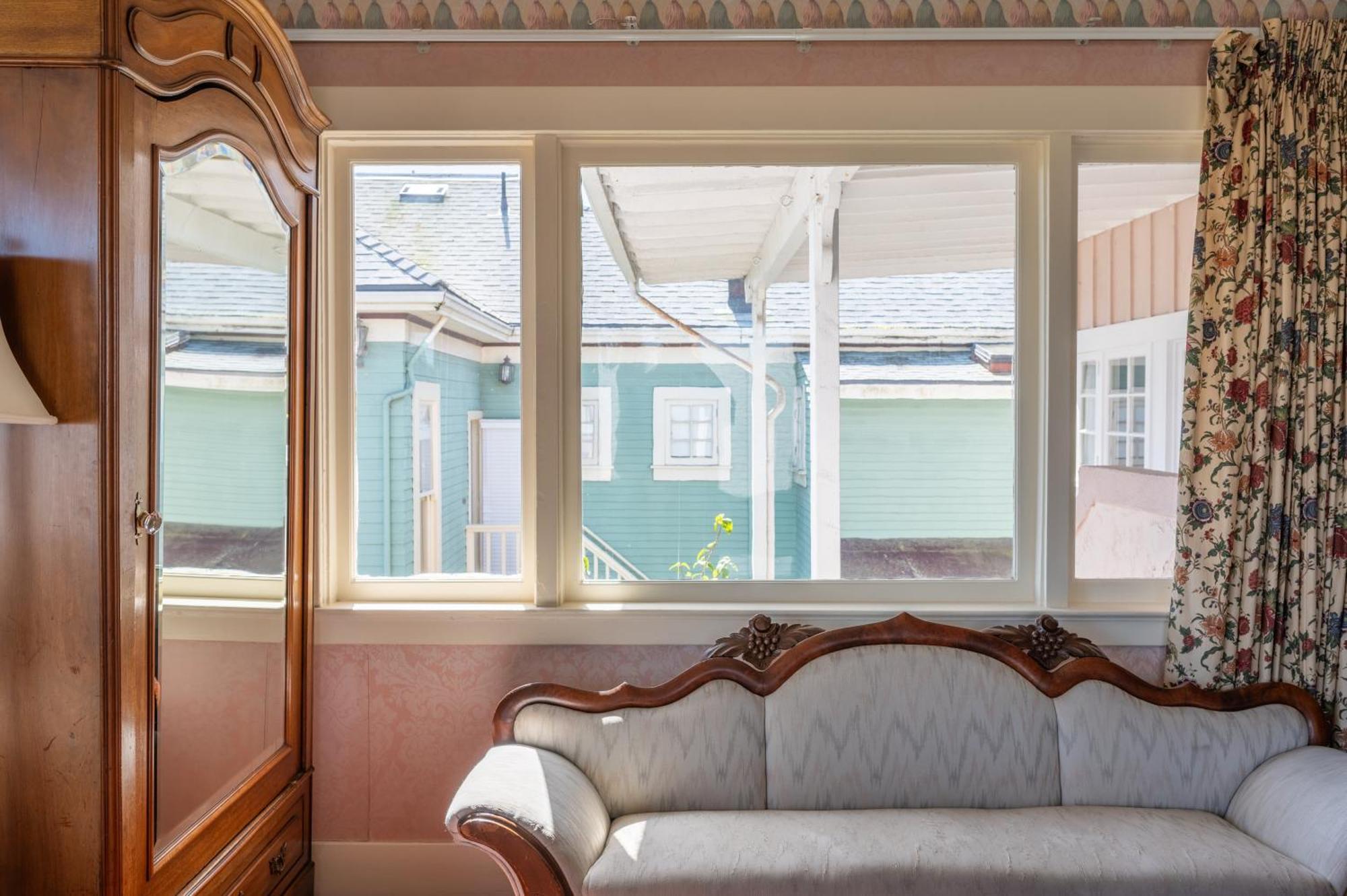 Martine Inn Pacific Grove Bagian luar foto