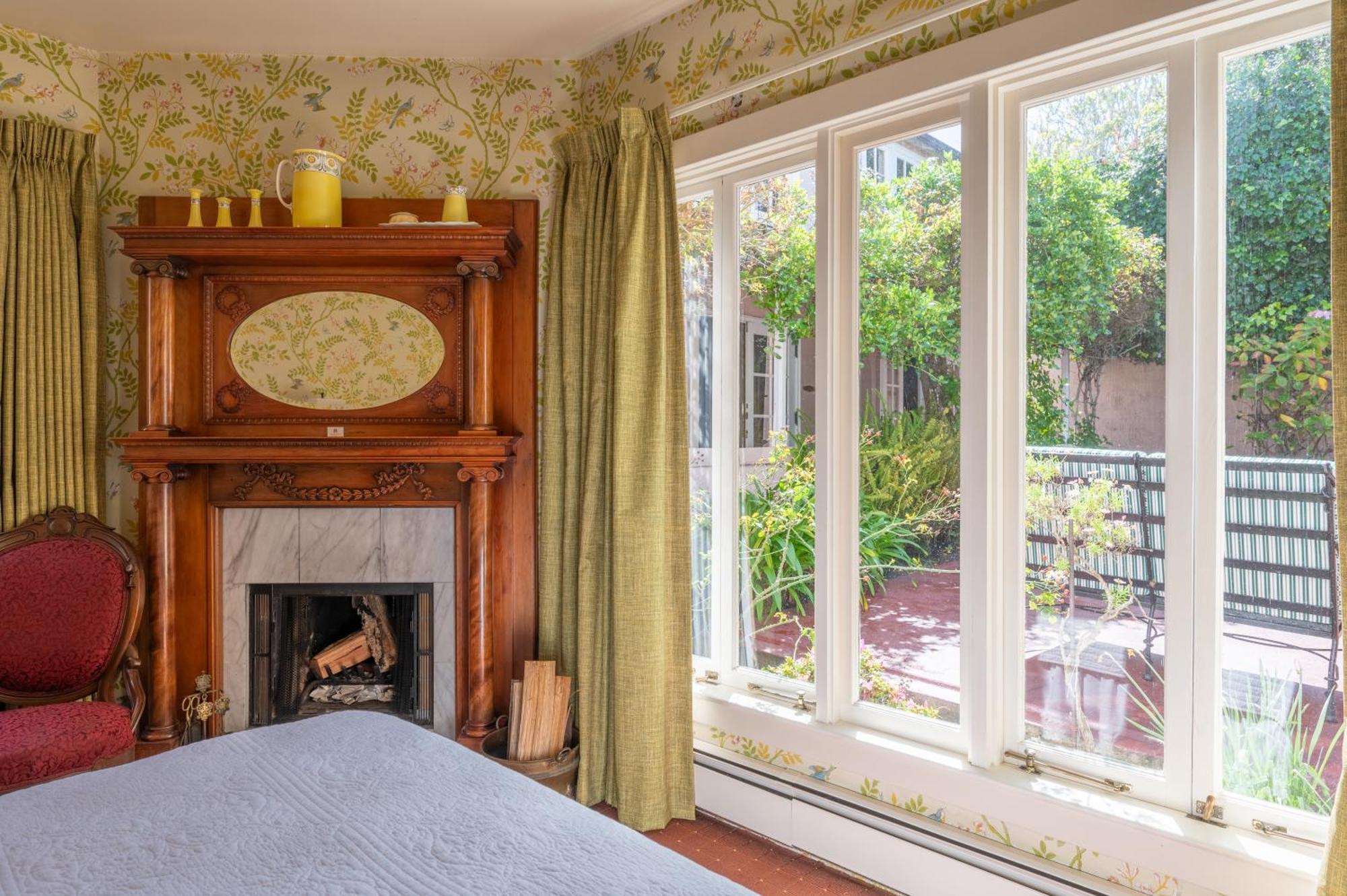 Martine Inn Pacific Grove Bagian luar foto