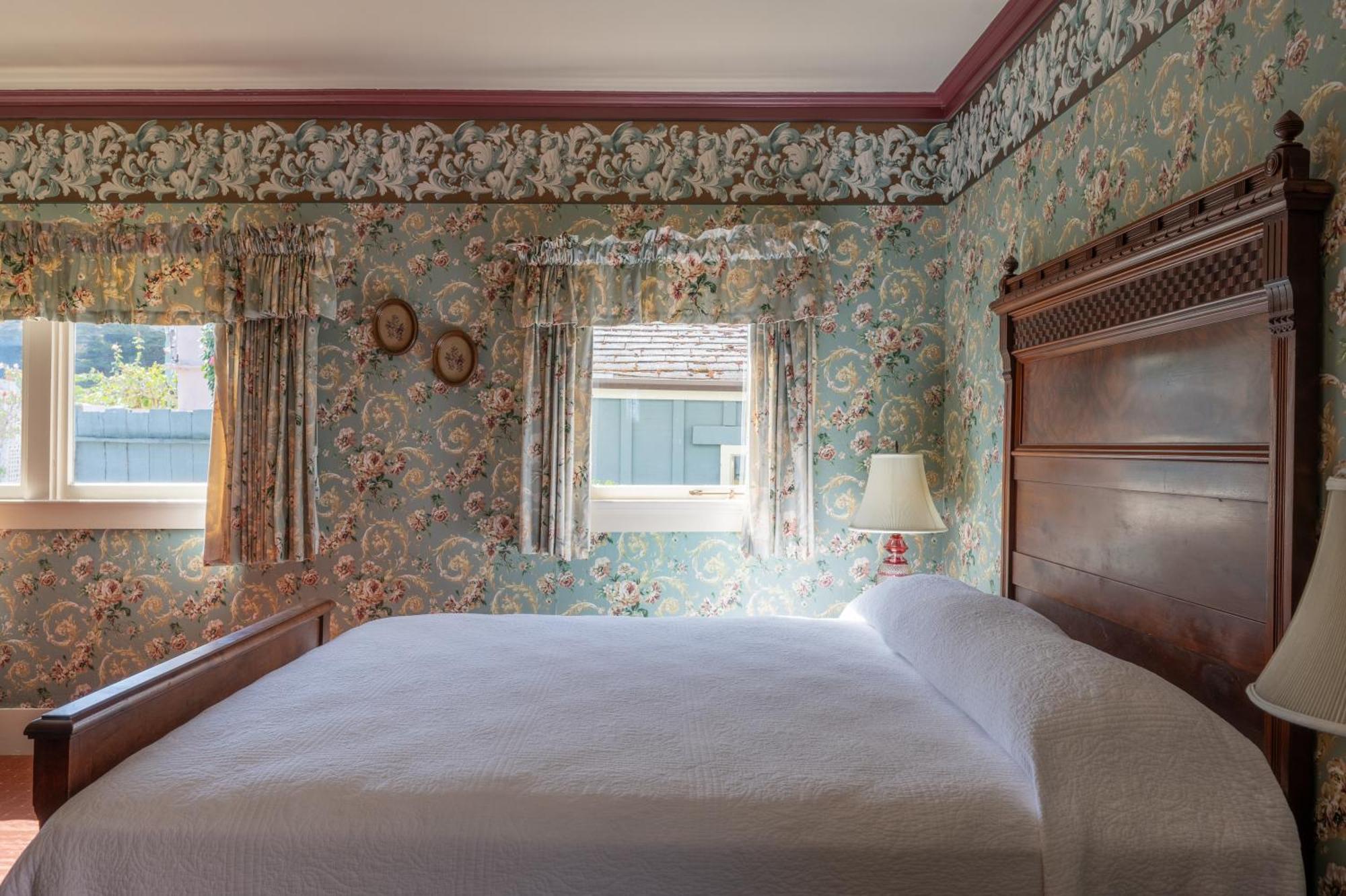 Martine Inn Pacific Grove Bagian luar foto