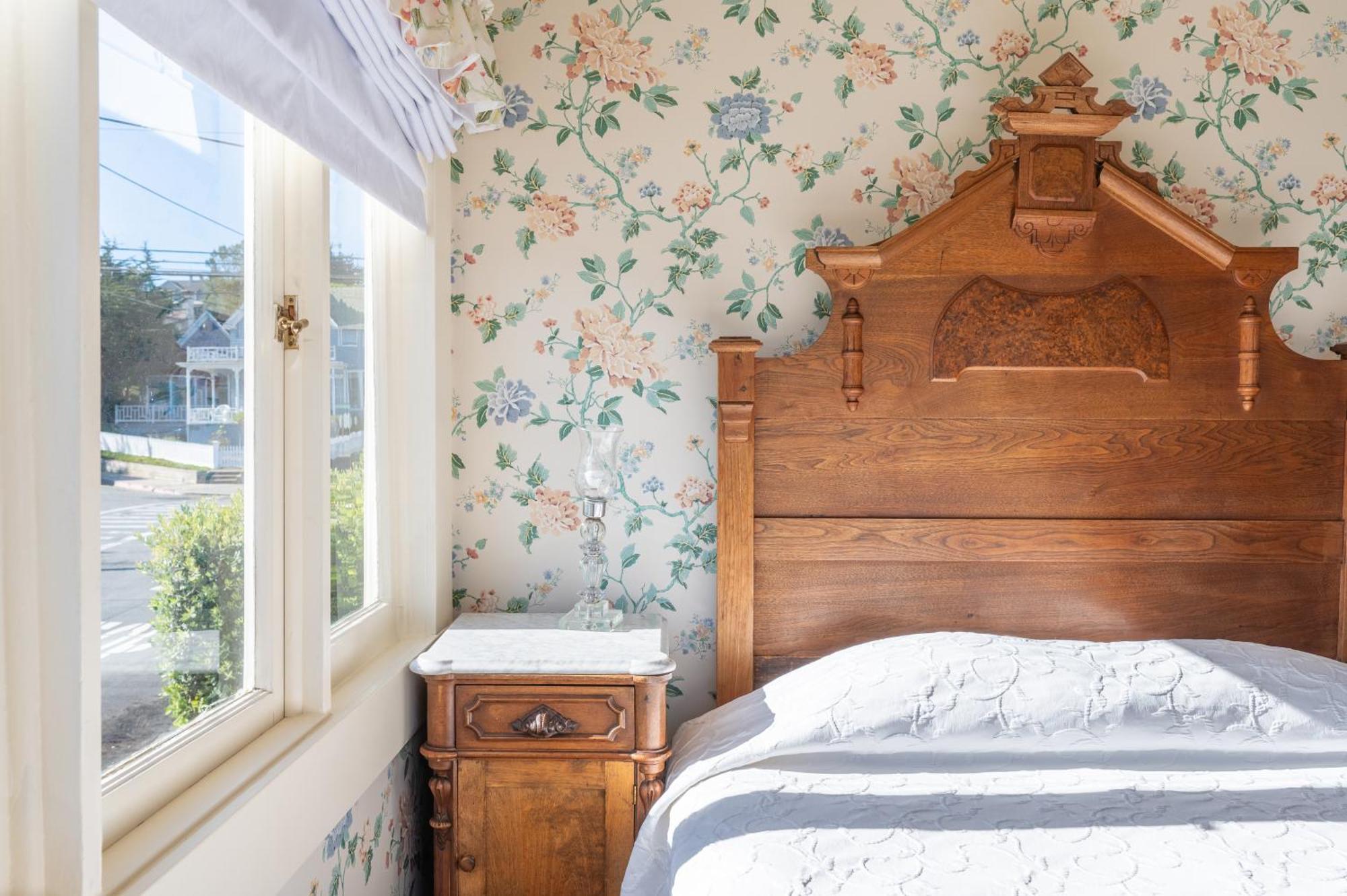 Martine Inn Pacific Grove Bagian luar foto