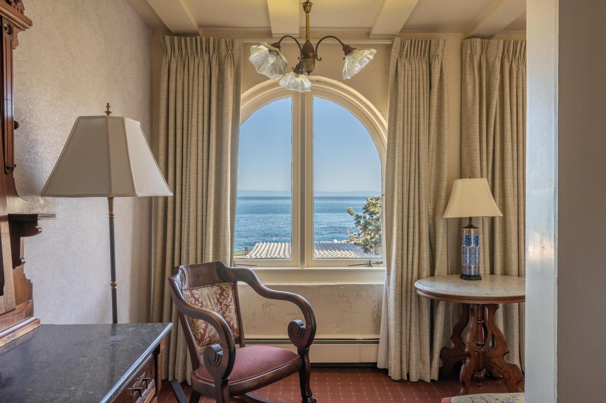 Martine Inn Pacific Grove Bagian luar foto